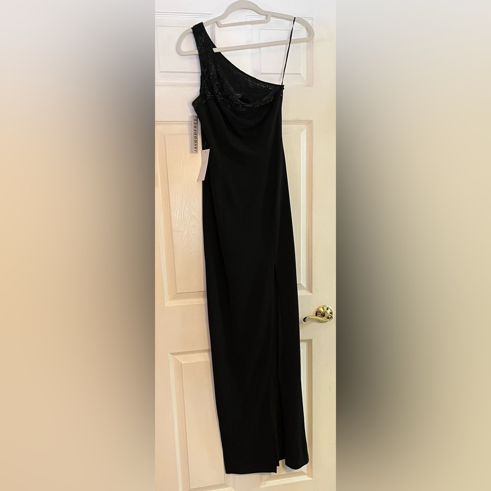 Jaygodfrey/one shoulder Black Beaded Dress, size 00, front high slit, NWT